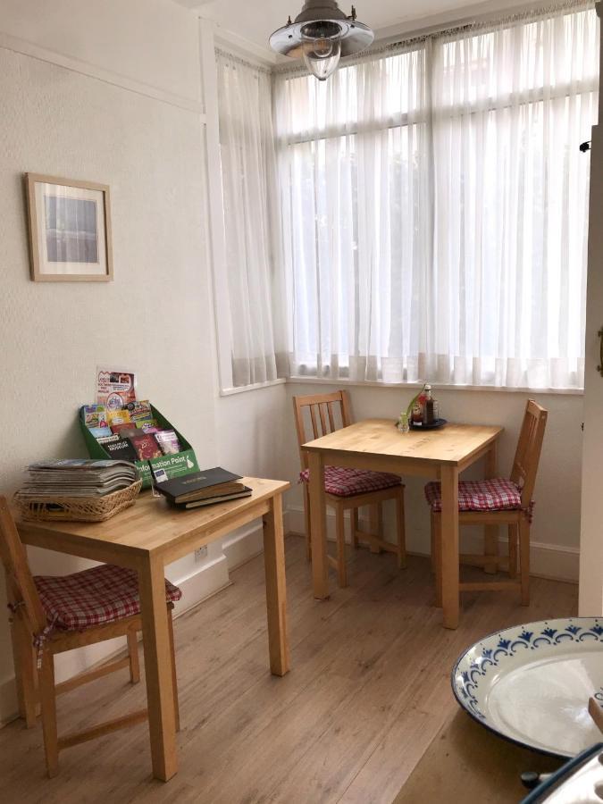 סאות'אנד און סי The Moorings B&B מראה חיצוני תמונה