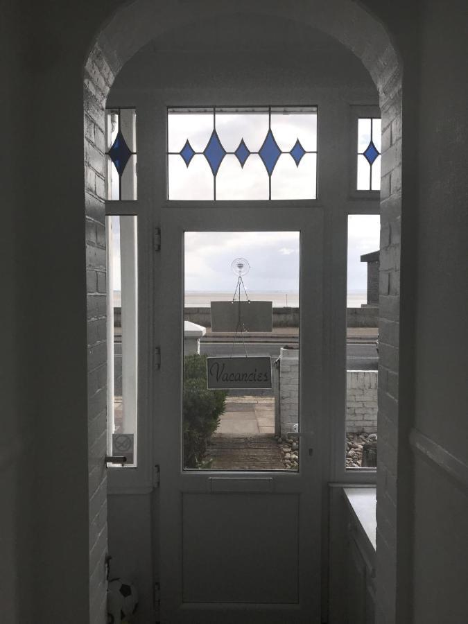 סאות'אנד און סי The Moorings B&B מראה חיצוני תמונה