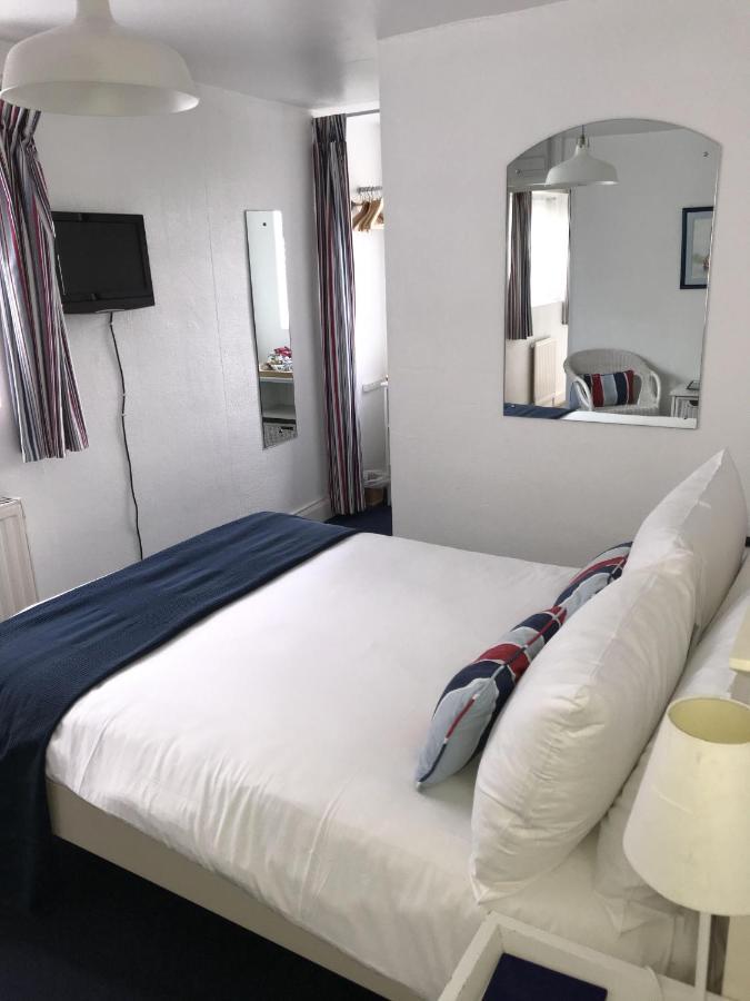 סאות'אנד און סי The Moorings B&B מראה חיצוני תמונה